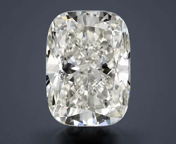 4 Carat · G · VVS2 Rare Carat Ideal Cut