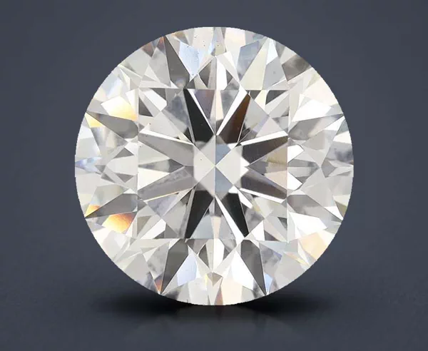 6.82 Carat · G · VS2 Rare Carat Ideal Cut