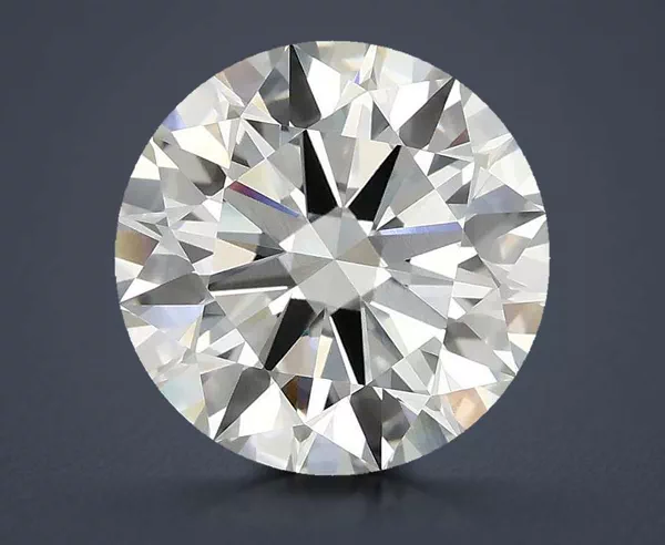 3.95 Carat · G · VVS2 Rare Carat Ideal Cut