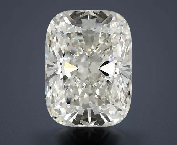 2.52 Carat · G · VS1 Rare Carat Ideal Cut