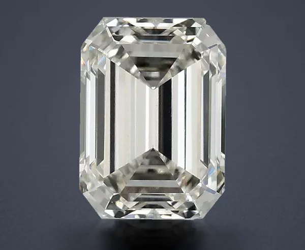 2.54 Carat · G · VVS2 Rare Carat Ideal Cut