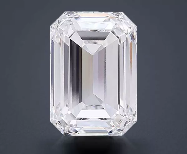 5 Carat · D · VS1 excellent Cut