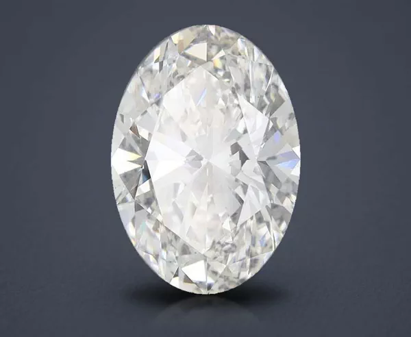4.28 Carat · G · VS1 Rare Carat Ideal Cut