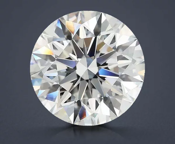 3.9 Carat · E · VVS2 Rare Carat Ideal Cut
