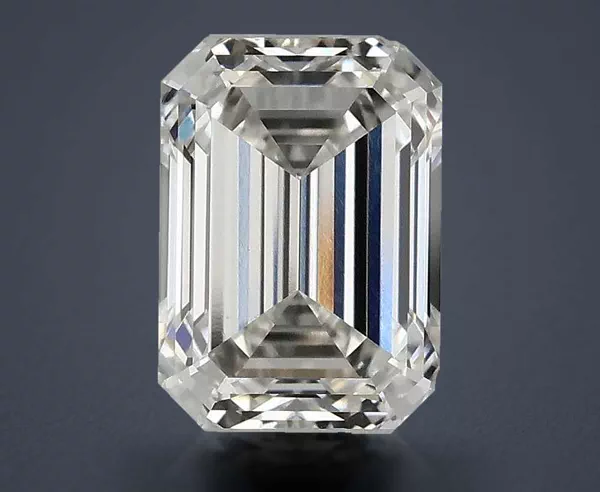 2.59 Carat · G · VS1 Rare Carat Ideal Cut