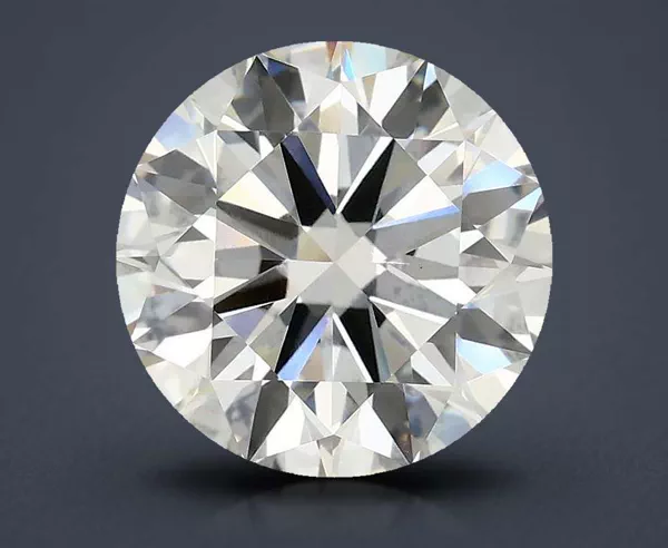 3.94 Carat · G · VVS2 Rare Carat Ideal Cut