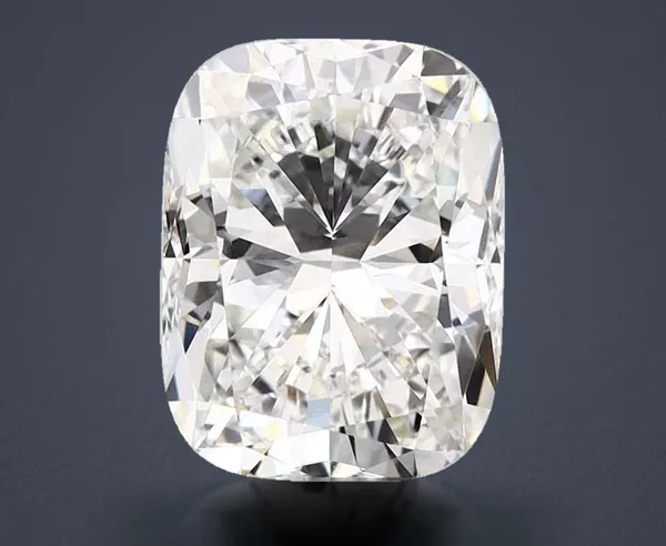 4.02 Carat · G · VVS2 Rare Carat Ideal Cut