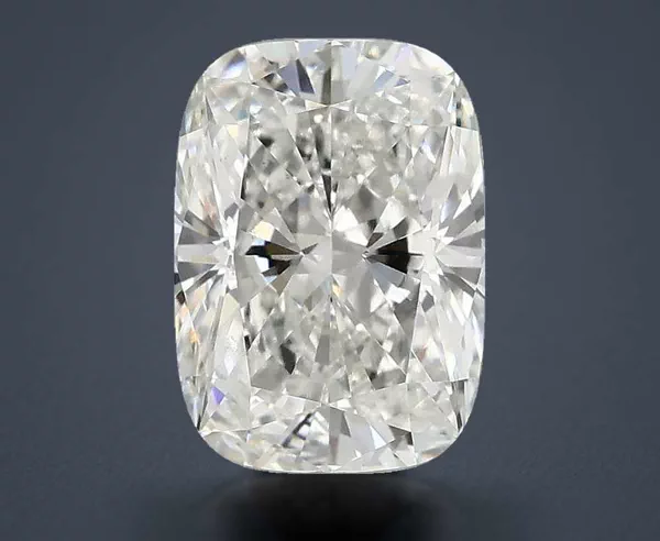 2.29 Carat · E · VS1 Rare Carat Ideal Cut