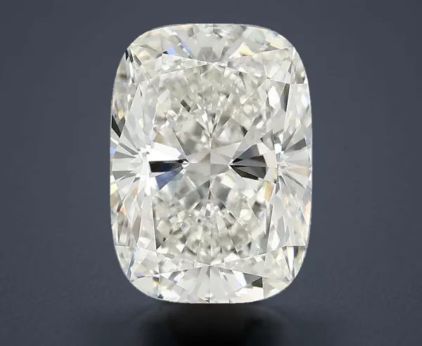 4.07 Carat · G · VS1 Rare Carat Ideal Cut