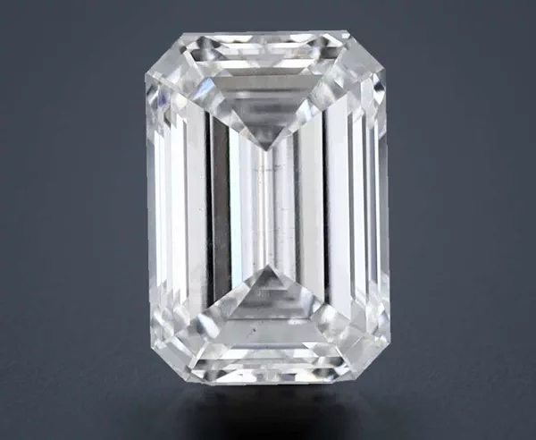 2.35 Carat · F · VS2 Rare Carat Ideal Cut