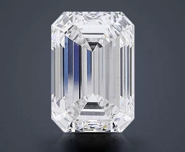 7.04 Carat · F · VS2 Rare Carat Ideal Cut