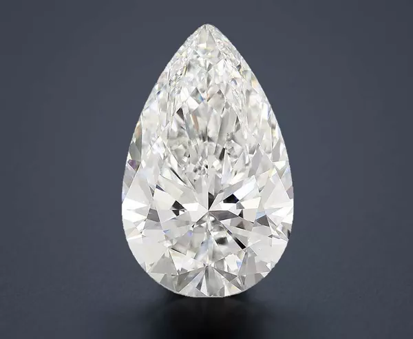 6.87 Carat · F · VVS2 Rare Carat Ideal Cut
