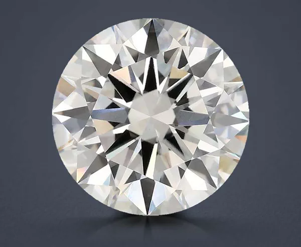 3.9 Carat · G · VVS2 Rare Carat Ideal Cut