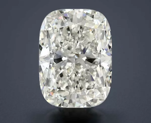 3.04 Carat · G · VVS2 Rare Carat Ideal Cut