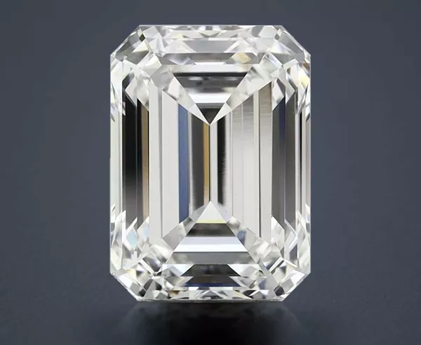 2.24 Carat · F · VVS2 Rare Carat Ideal Cut