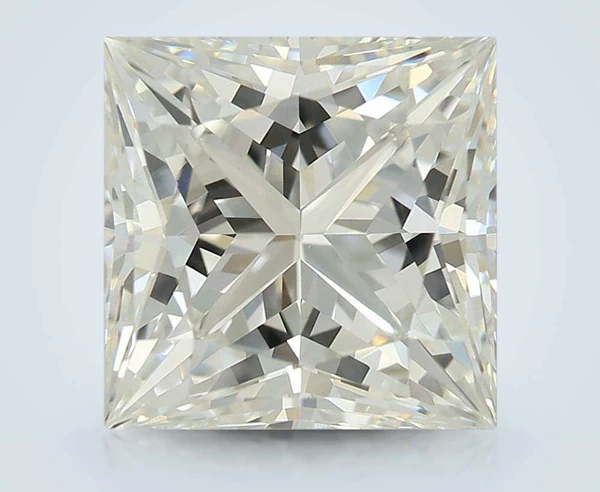 4.05 Carat · G · VVS2 Rare Carat Ideal Cut