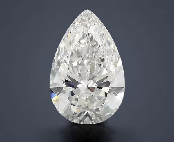 3.9 Carat · F · VS1 Rare Carat Ideal Cut