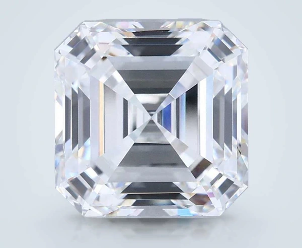 4 Carat · E · VVS2 Rare Carat Ideal Cut