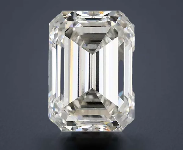 2.52 Carat · G · VVS2 Rare Carat Ideal Cut
