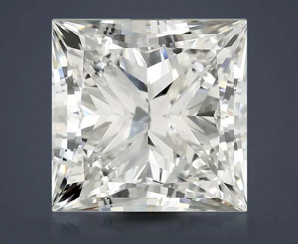 5.02 Carat · G · VVS2 Rare Carat Ideal Cut
