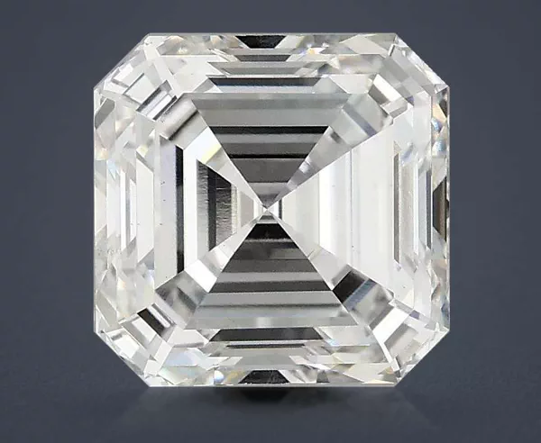 3.05 Carat · F · VS1 excellent Cut