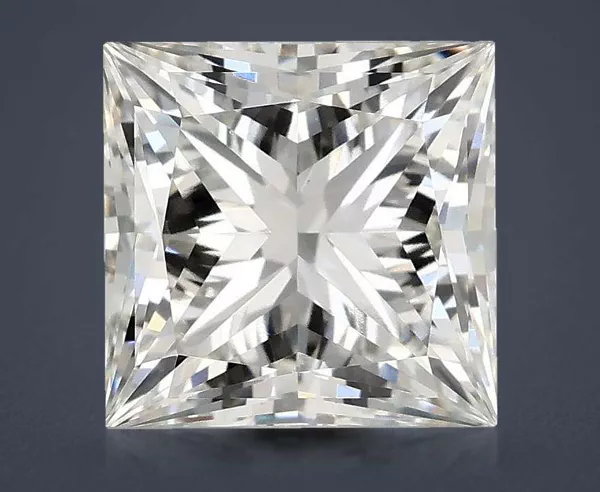 3.04 Carat · G · VS1 Rare Carat Ideal Cut