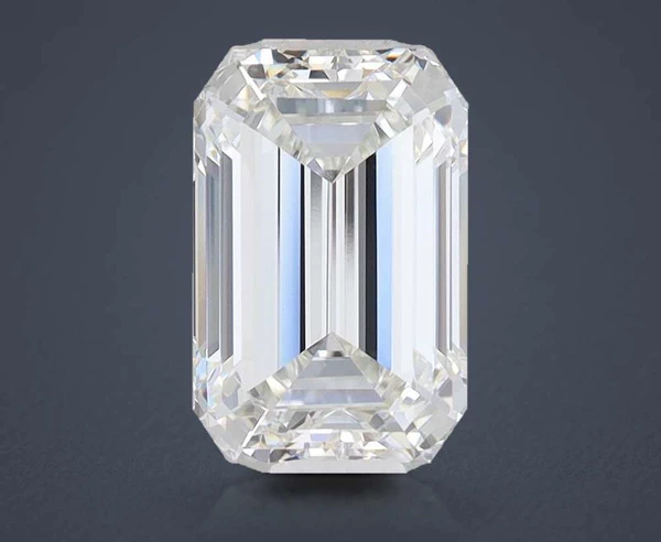 2.72 Carat · G · VVS2 Rare Carat Ideal Cut