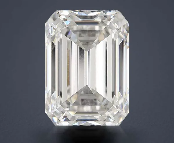 4.81 Carat · G · VS1 Rare Carat Ideal Cut