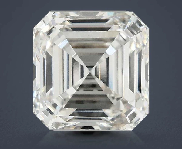 5.07 Carat · G · VS1 Rare Carat Ideal Cut