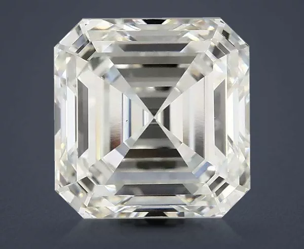 4.06 Carat · G · VS1 Rare Carat Ideal Cut