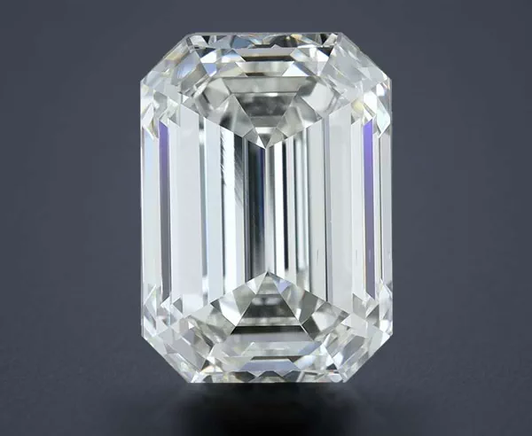 2.5 Carat · J · VS2 excellent Cut