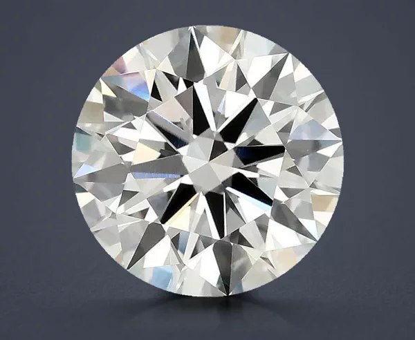 3.9 Carat · G · VVS2 Rare Carat Ideal Cut
