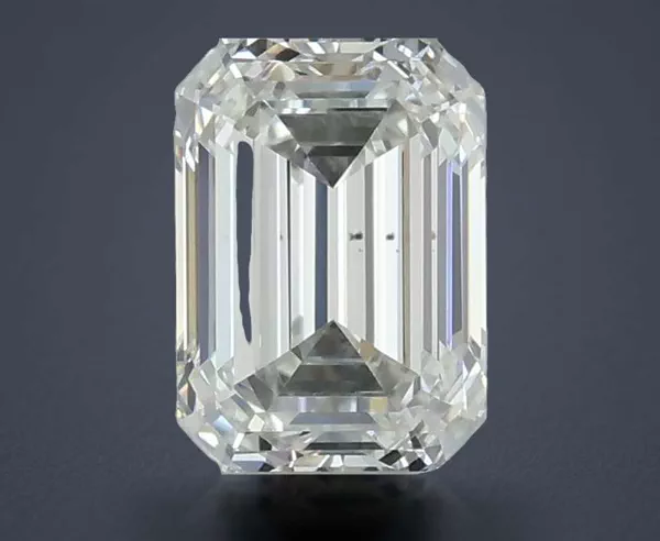 0.9 Carat · E · VS2 Rare Carat Ideal Cut