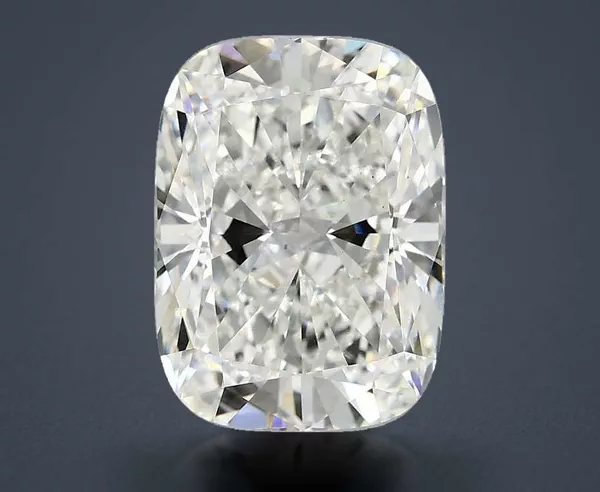 4.65 Carat · E · VS1 Rare Carat Ideal Cut