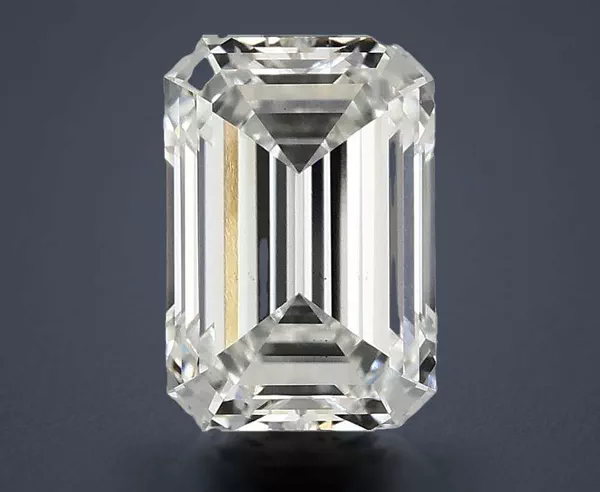 3.04 Carat · F · VS2 Rare Carat Ideal Cut