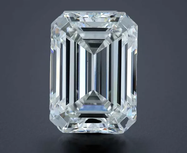 5.21 Carat · G · VS1 Rare Carat Ideal Cut