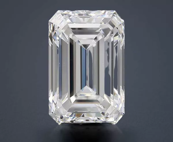5 Carat · E · VS1 Rare Carat Ideal Cut