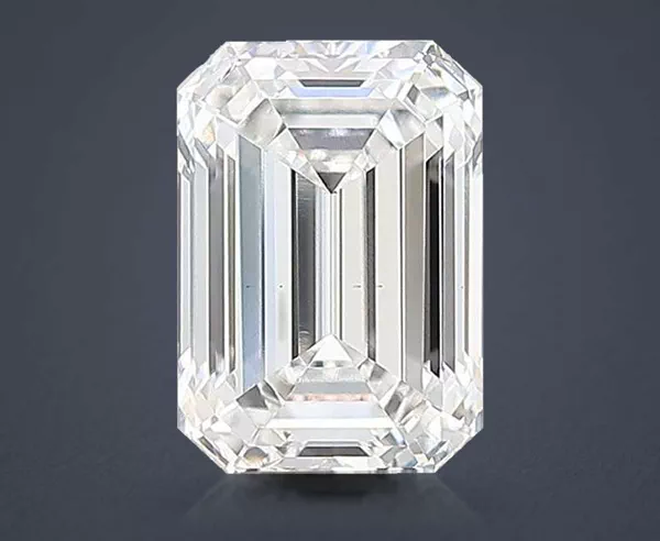 2.06 Carat · E · VS2 Rare Carat Ideal Cut