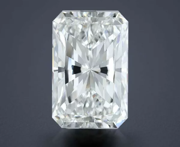7.05 Carat · G · VS2 Rare Carat Ideal Cut