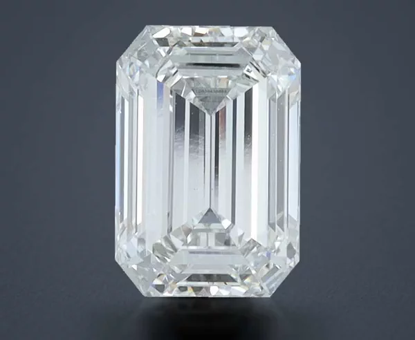 1.67 Carat · G · VS1 Rare Carat Ideal Cut