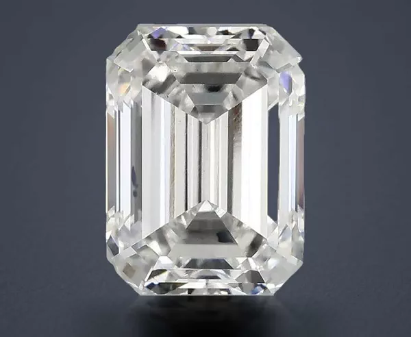 3.18 Carat · E · VS1 Rare Carat Ideal Cut