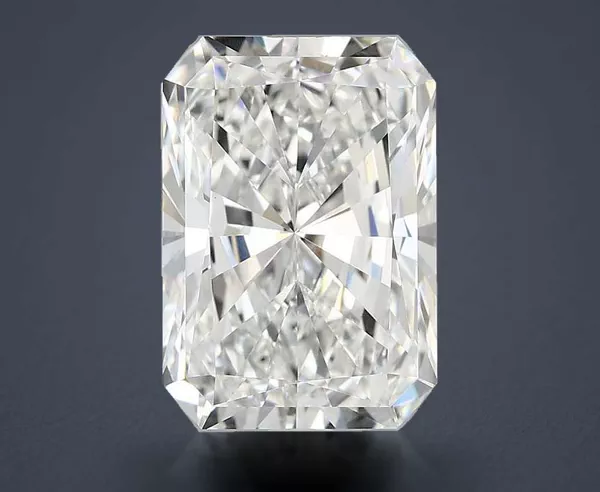 4.26 Carat · E · VVS2 Rare Carat Ideal Cut
