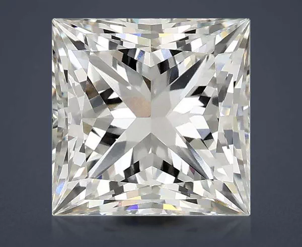 2.86 Carat · G · VS1 Rare Carat Ideal Cut