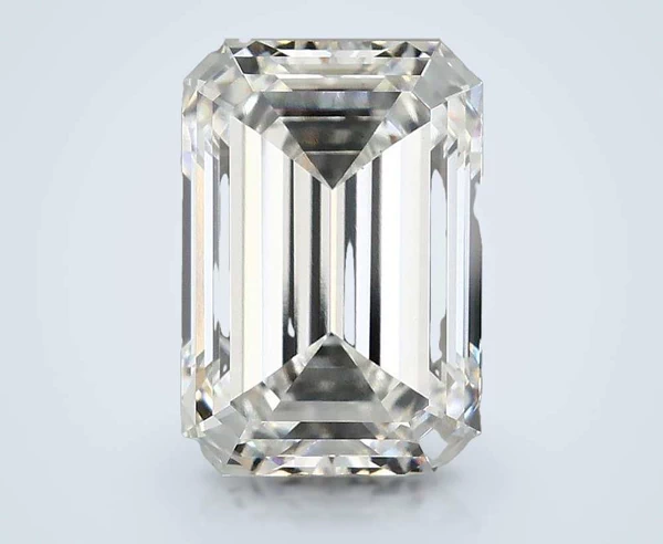4.68 Carat · E · VS1 Rare Carat Ideal Cut
