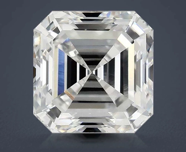 2.01 Carat · E · VS1 excellent Cut
