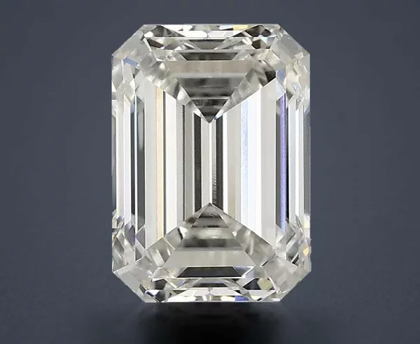 3.03 Carat · G · VS1 Rare Carat Ideal Cut