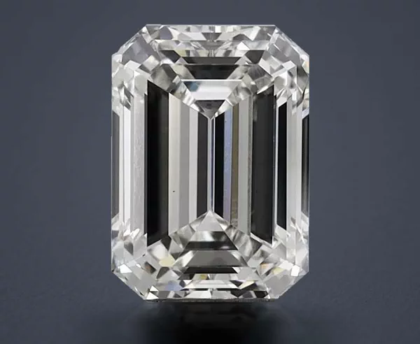 2.33 Carat · G · VS1 Rare Carat Ideal Cut