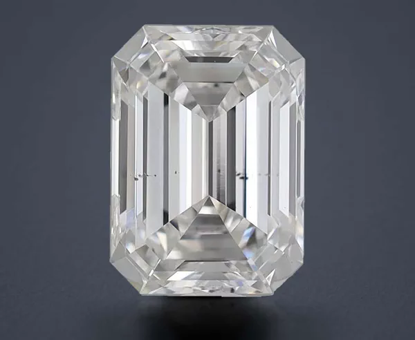 0.95 Carat · E · VS2 Rare Carat Ideal Cut