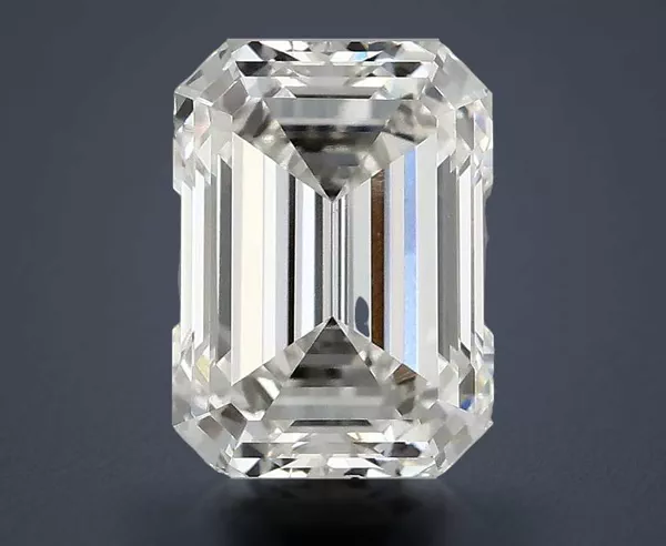 3.15 Carat · G · VVS2 Rare Carat Ideal Cut