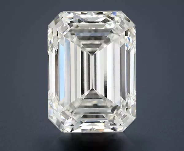 4.4 Carat · F · VS1 Rare Carat Ideal Cut
